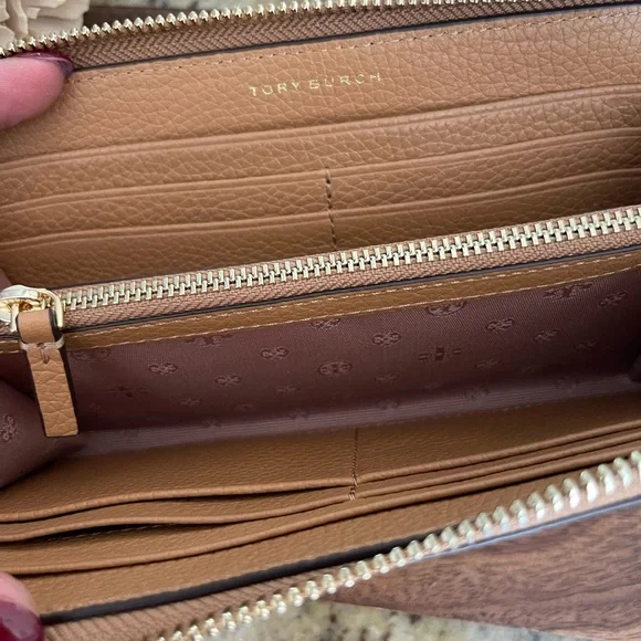 New ❤️ Tory Burch LEATHER ZIP CONTINENTAL WALLET - Picture 4 of 7